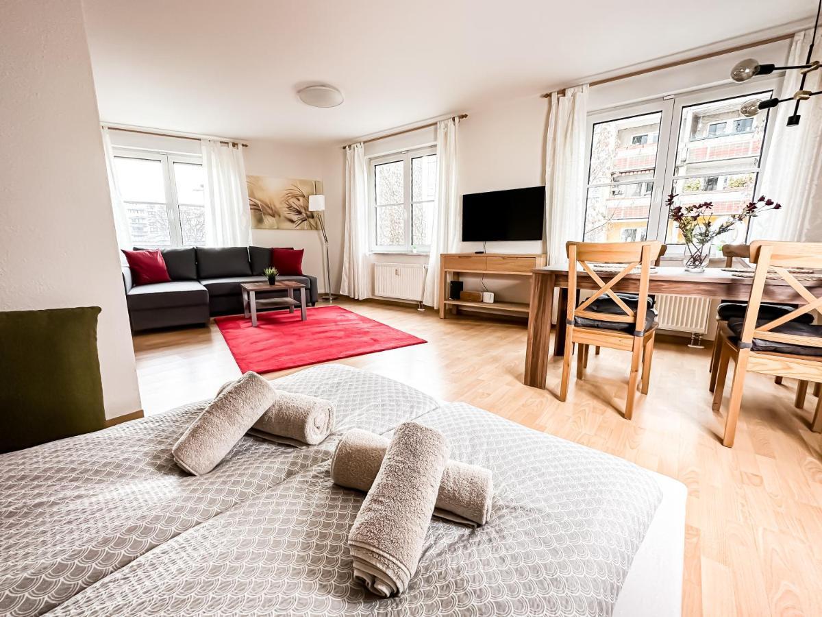 Ambiente-Wohnung - Zentrum Und Park In 5 Minuten Zu Fuss - Parkplatz - Netflix 라이프치히 외부 사진